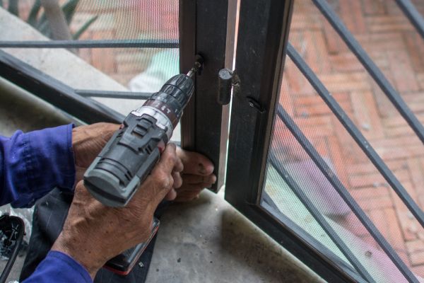 Cost of Steel Window Repair in Edison