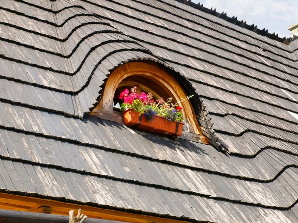 Cost of Eyebrow Window Installation in Edison