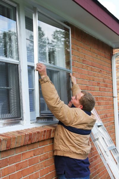 Cost of Storm Windows Replacement in Edison